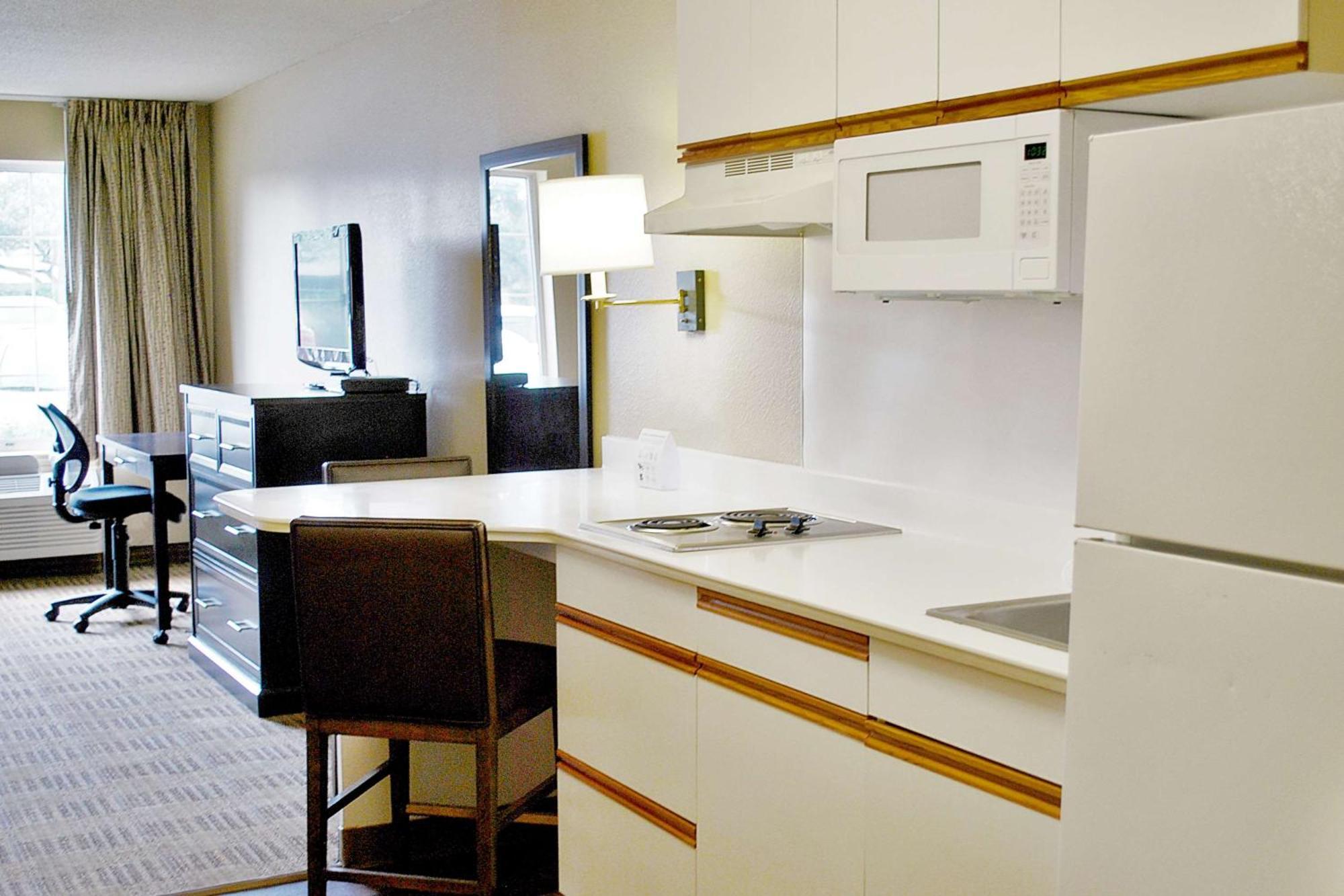 Extended Stay America Select Suites - Jacksonville - Baymeadows Bagian luar foto
