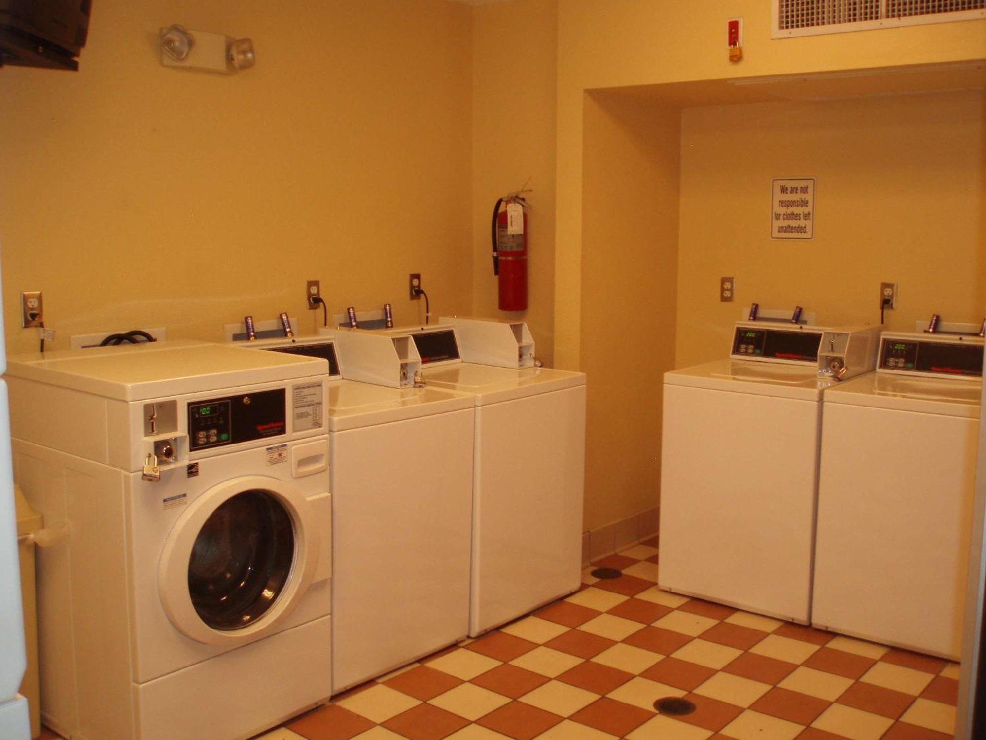 Extended Stay America Select Suites - Jacksonville - Baymeadows Bagian luar foto
