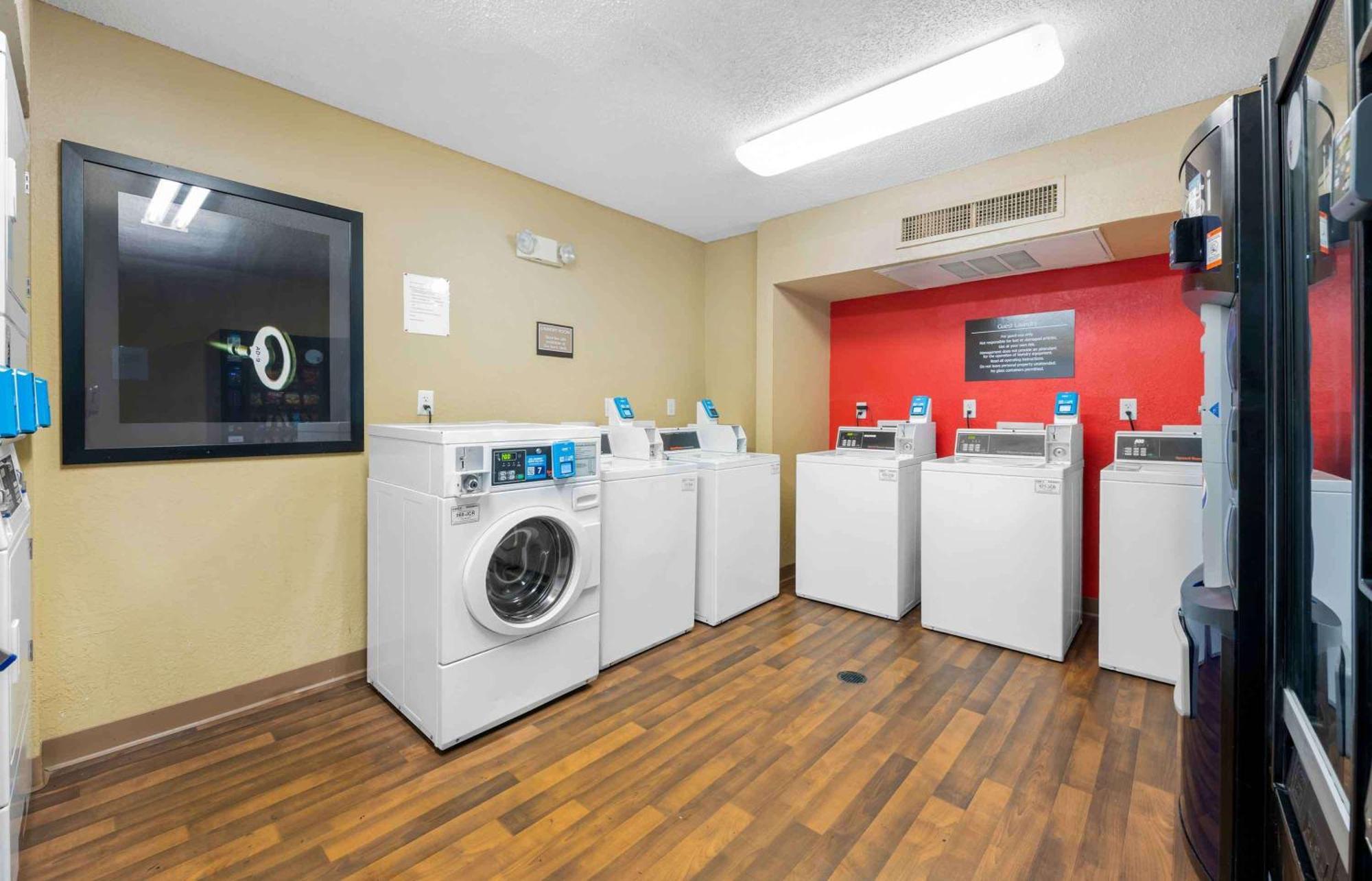 Extended Stay America Select Suites - Jacksonville - Baymeadows Bagian luar foto