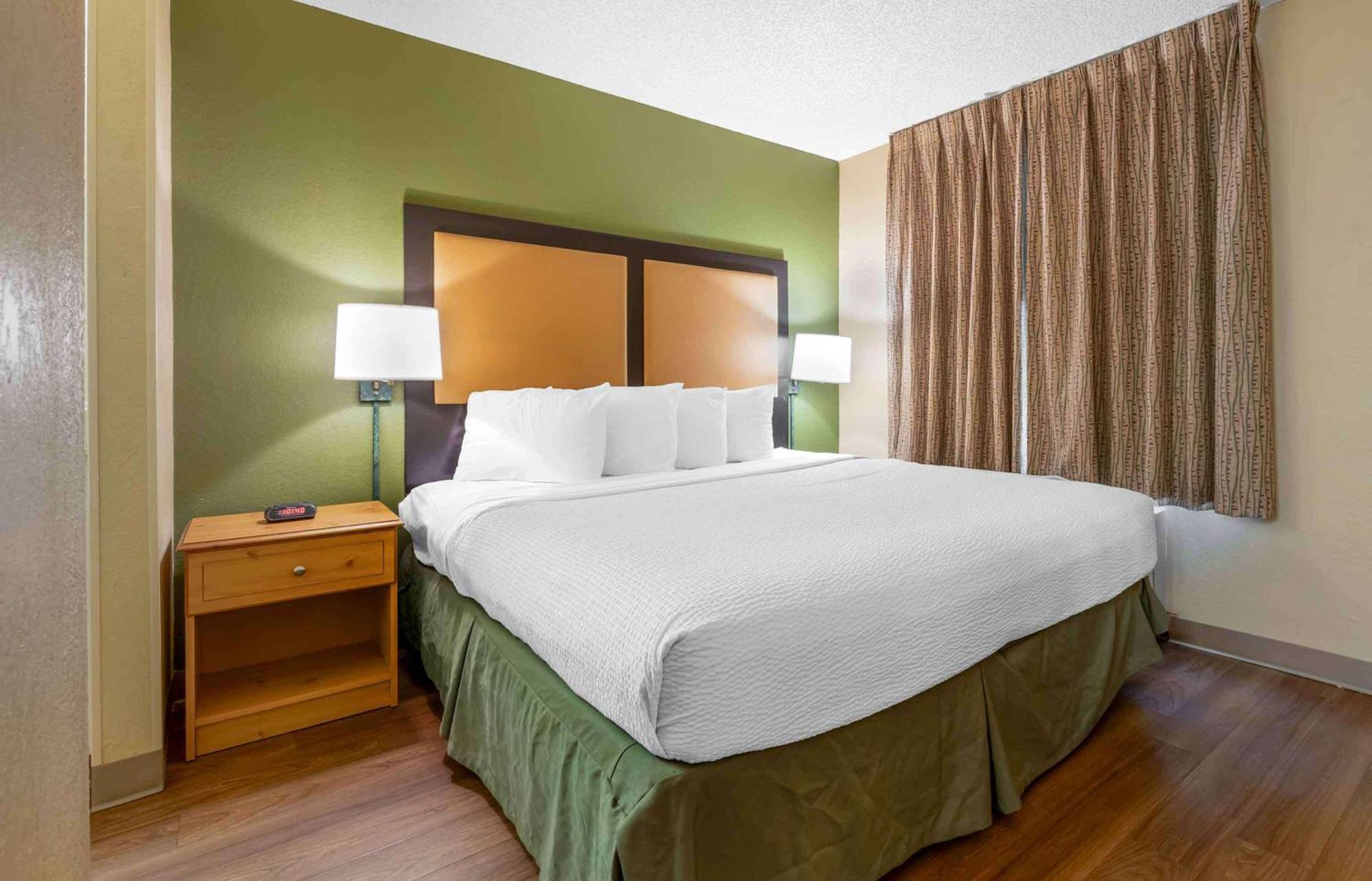 Extended Stay America Select Suites - Jacksonville - Baymeadows Bagian luar foto