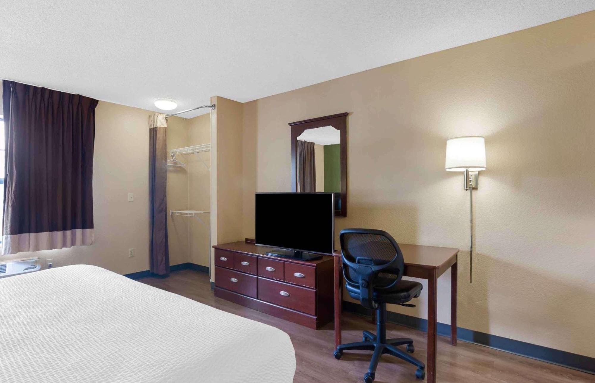 Extended Stay America Select Suites - Jacksonville - Baymeadows Bagian luar foto