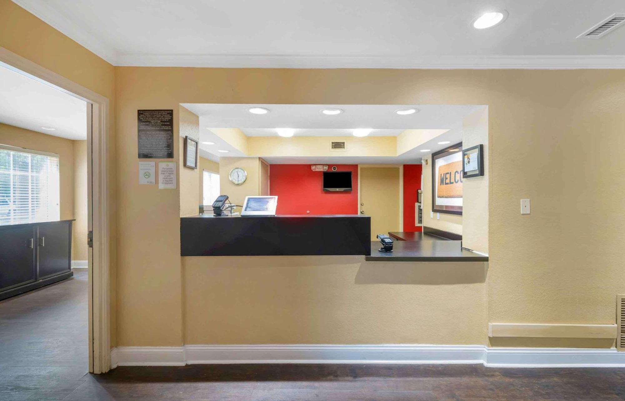 Extended Stay America Select Suites - Jacksonville - Baymeadows Bagian luar foto